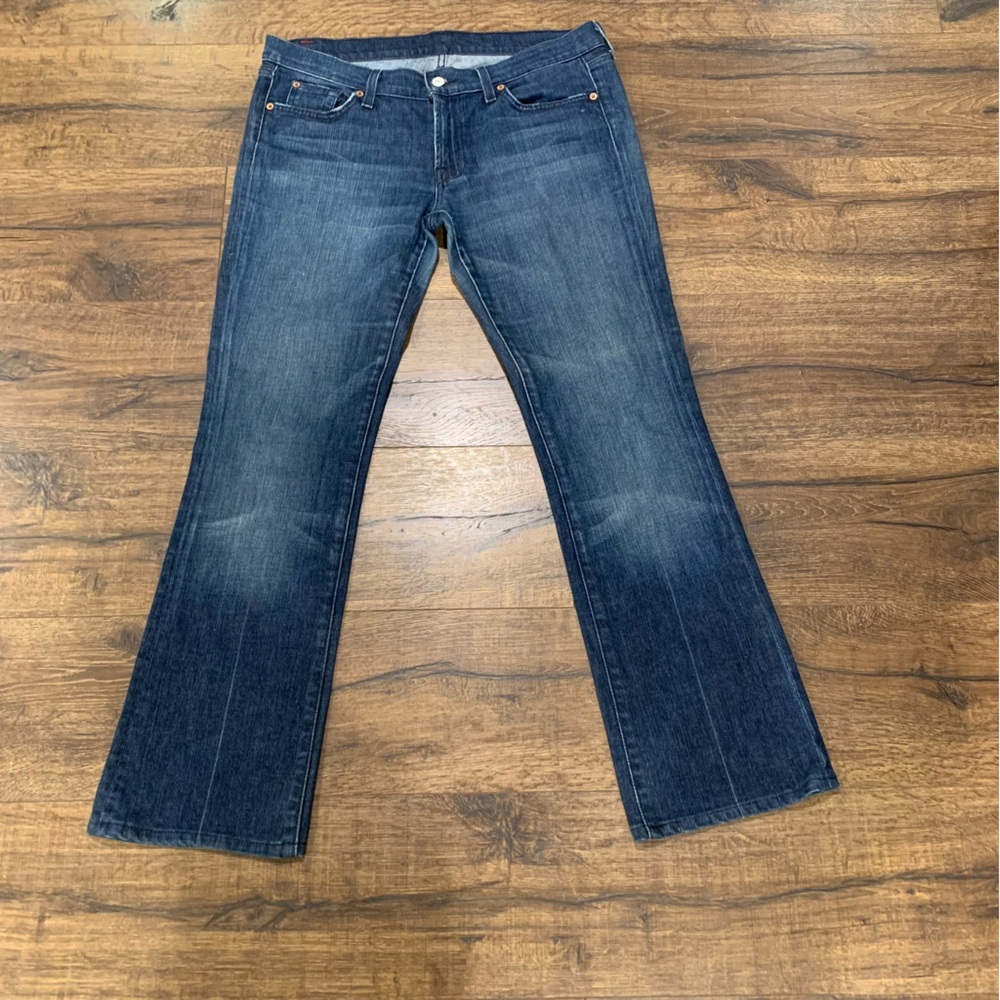 7 For All Man Kind Woman’s‎ Low Rise Bootcut Denim Jeans. Size 31